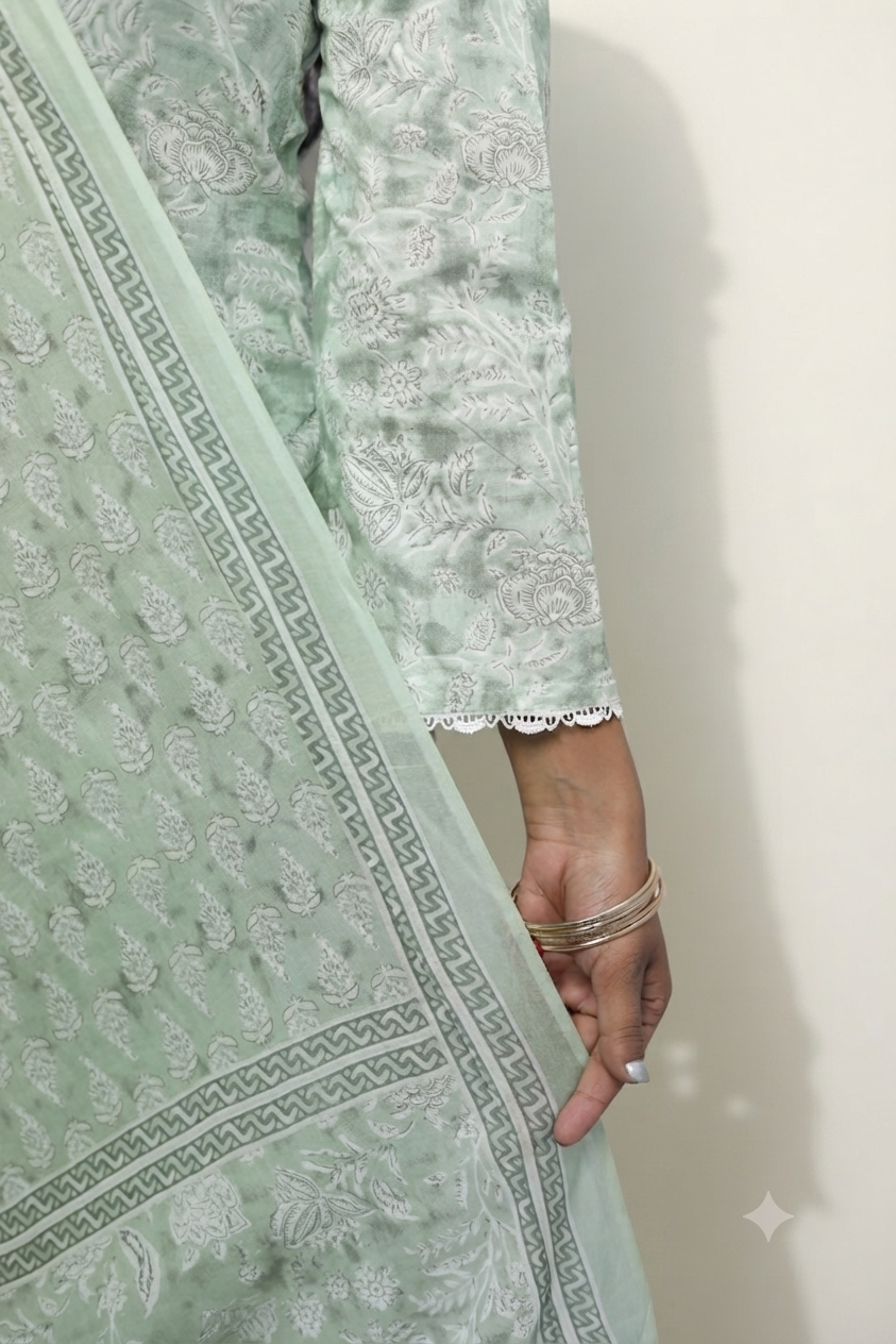 light-green-cotton-suit-set-for-women