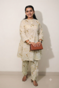 Shop the Retailvilla Cream Cotton Kurti Set.